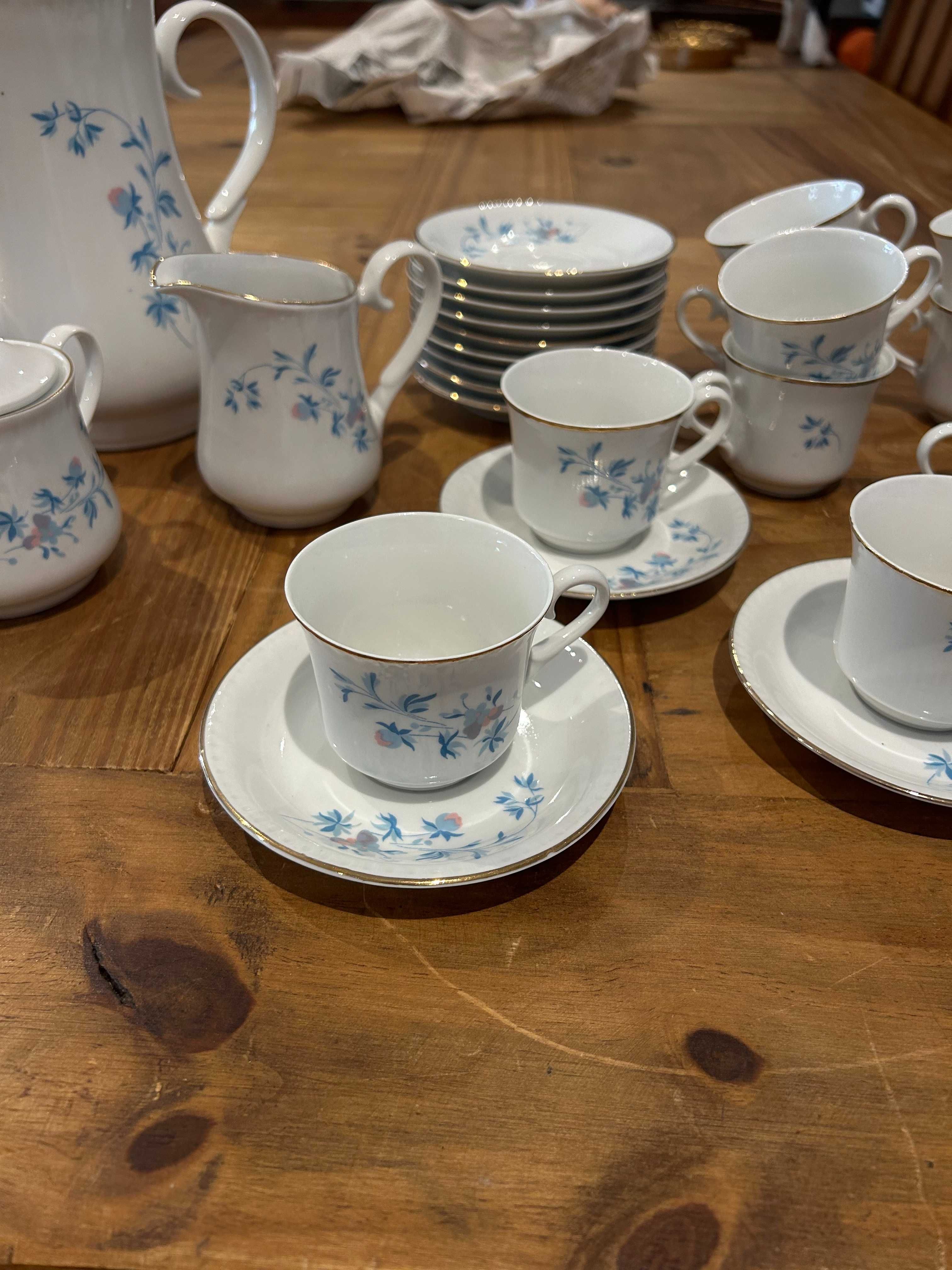 Conjunto de Chá em Porcelana