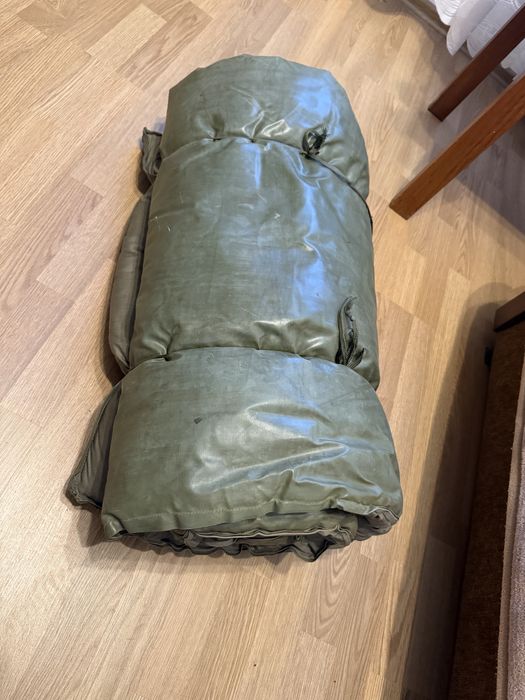Materac - wojskowy stary