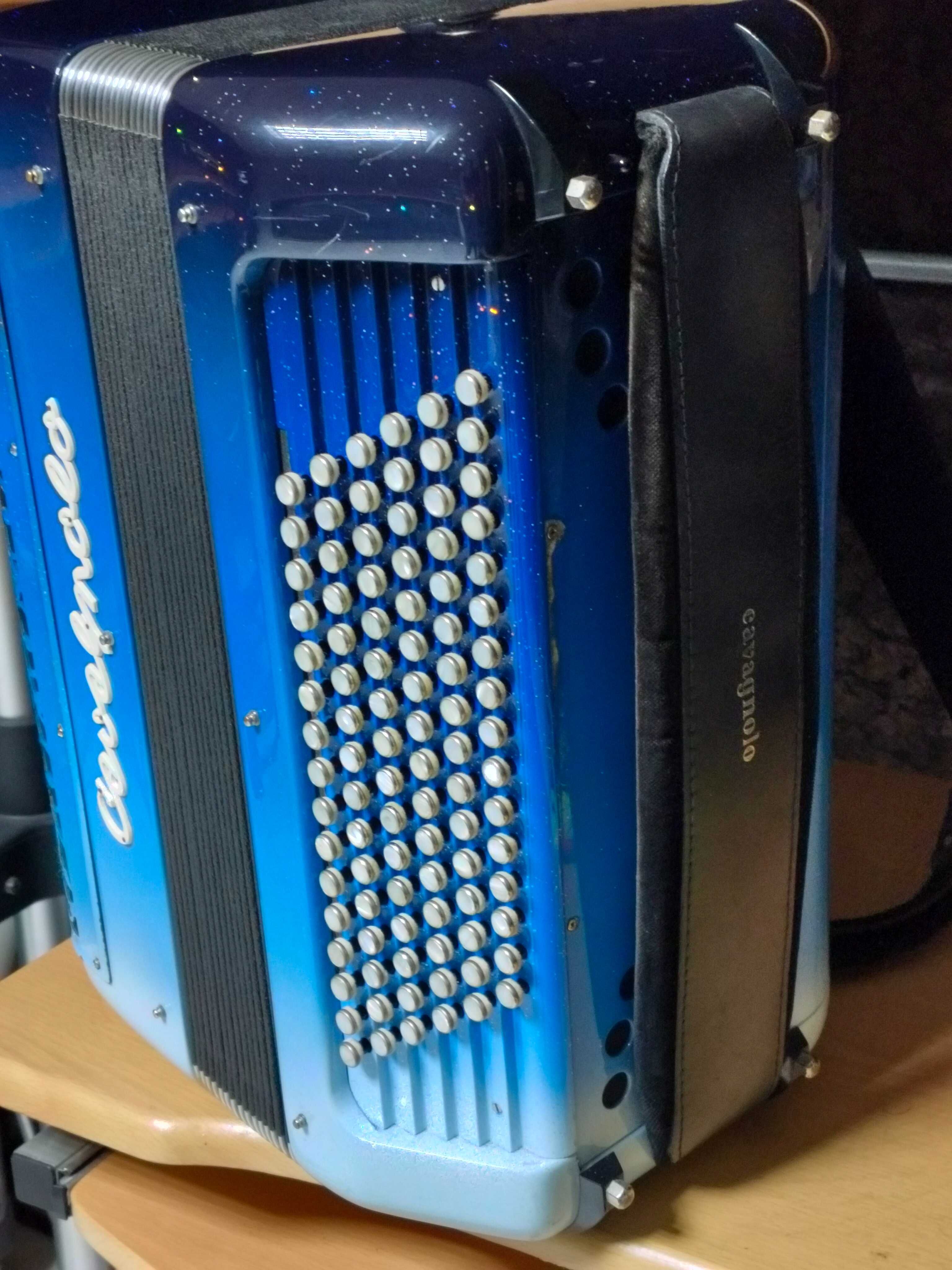 Acordeão Cavagnolo Digital e Midi