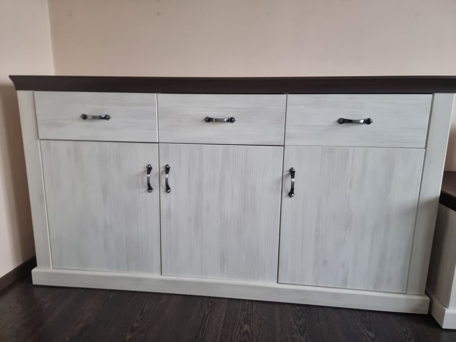 Komoda w stylu prowansalskim