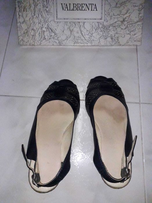Sandálias Valbrenta tamanho 35