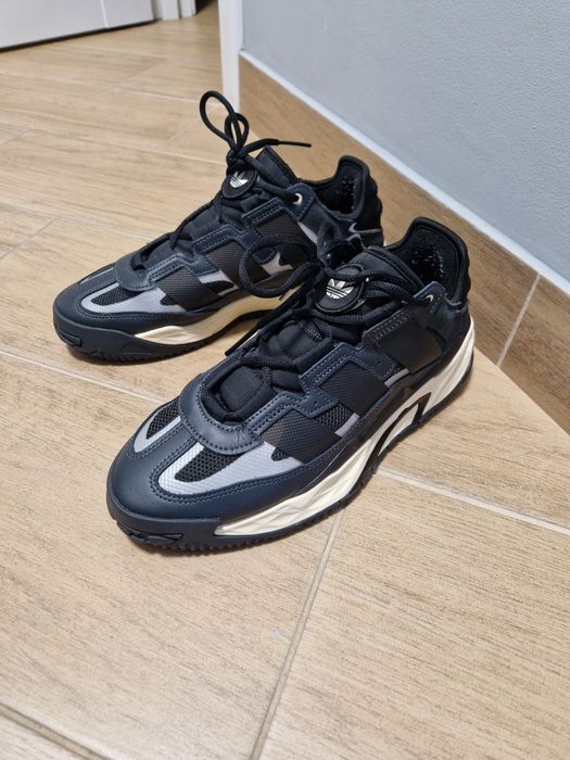 Кросівки Adidas Niteball