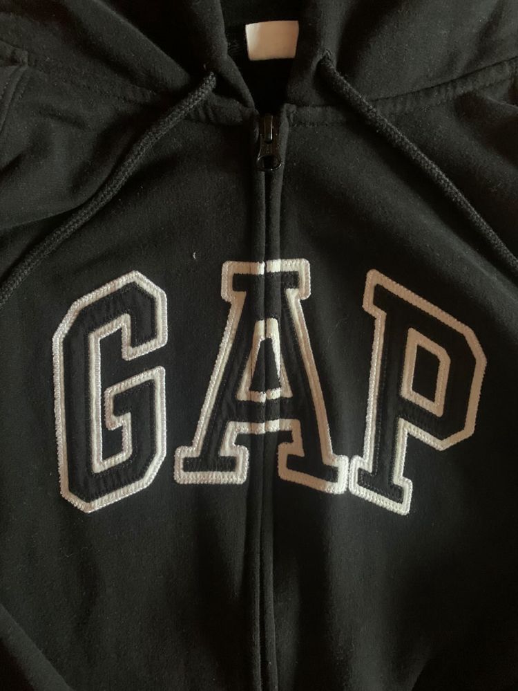 Зіп худі gap