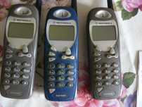 Stare telefony Motorola 3 szt. całość + ładowarka
