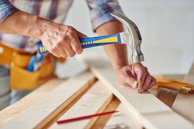 Pintura de imóveis, muros exteriores e algumas reparações.