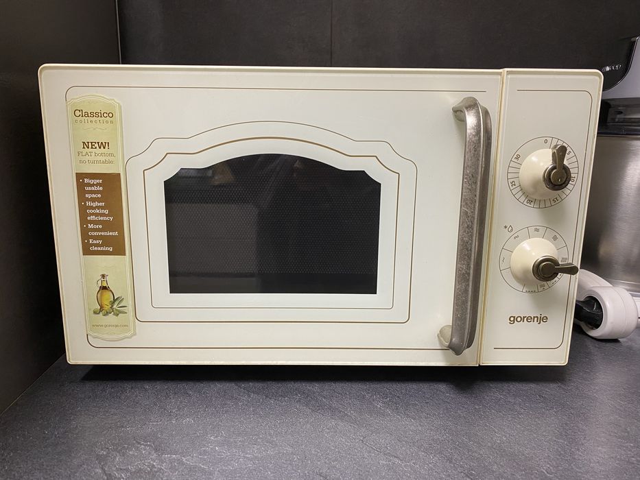 ПРОДАМ Мікрохвильова піч Gorenje MO 4250 CLI