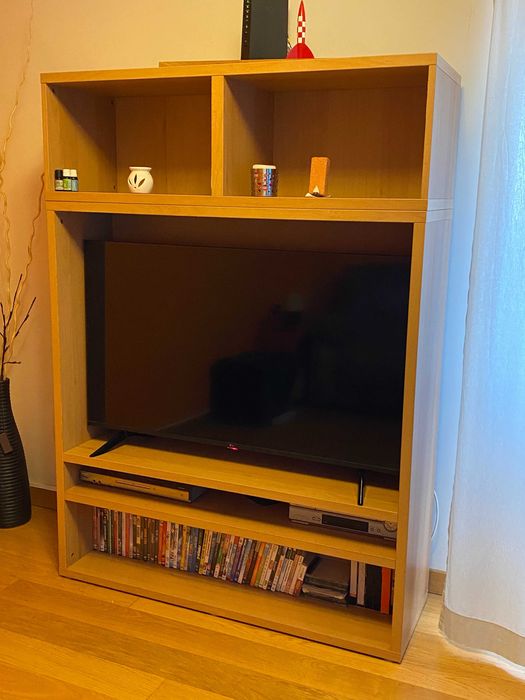 Móvel de sala para televisão