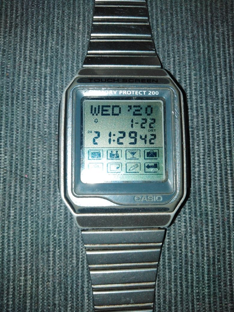 Casio vdb 200. Dotykowy zegarek casio zabytkowy. Casio super stan.