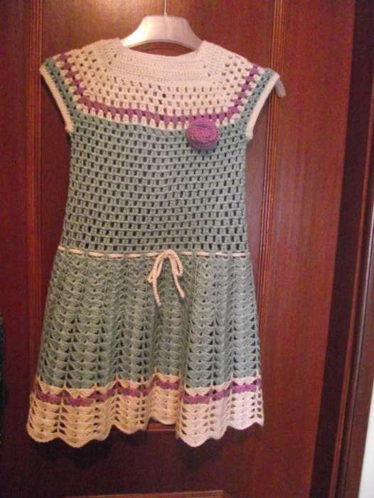 Vestido croché verde claro e beije para menina 4 anos NOVO