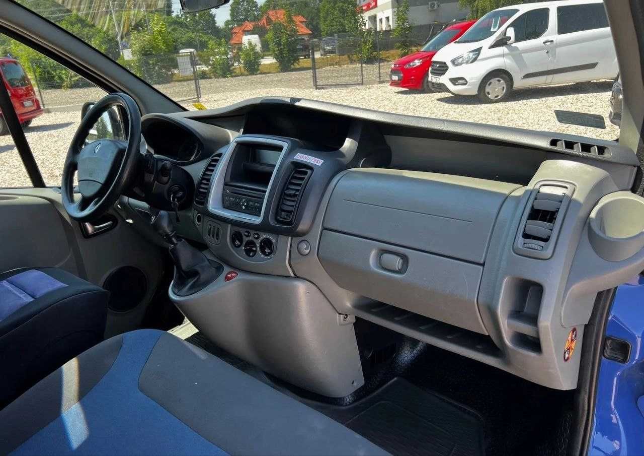 Renault Trafic 2.0 dCi З Німеччини | Стоїть у Польщі