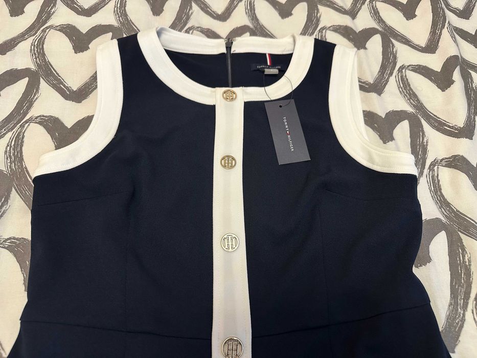Жіноча абсолютно нова темно-синя сукня Tommy Hilfiger - розмір S