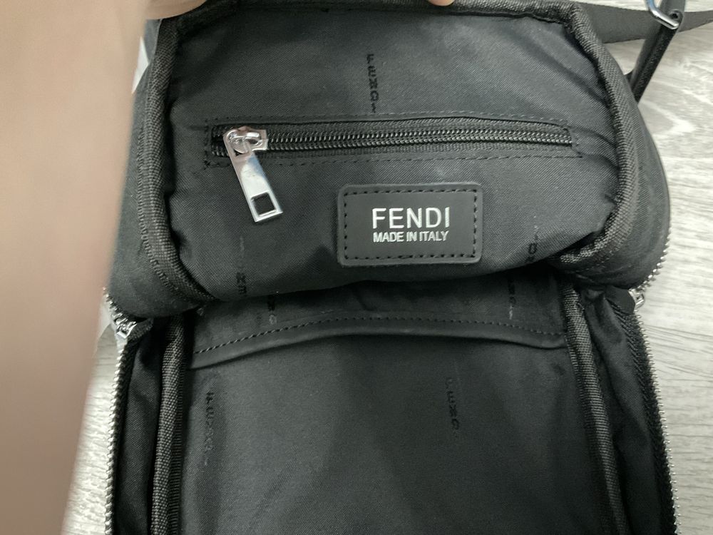 Fendi  Roma городской слинг нейлон кожа напа