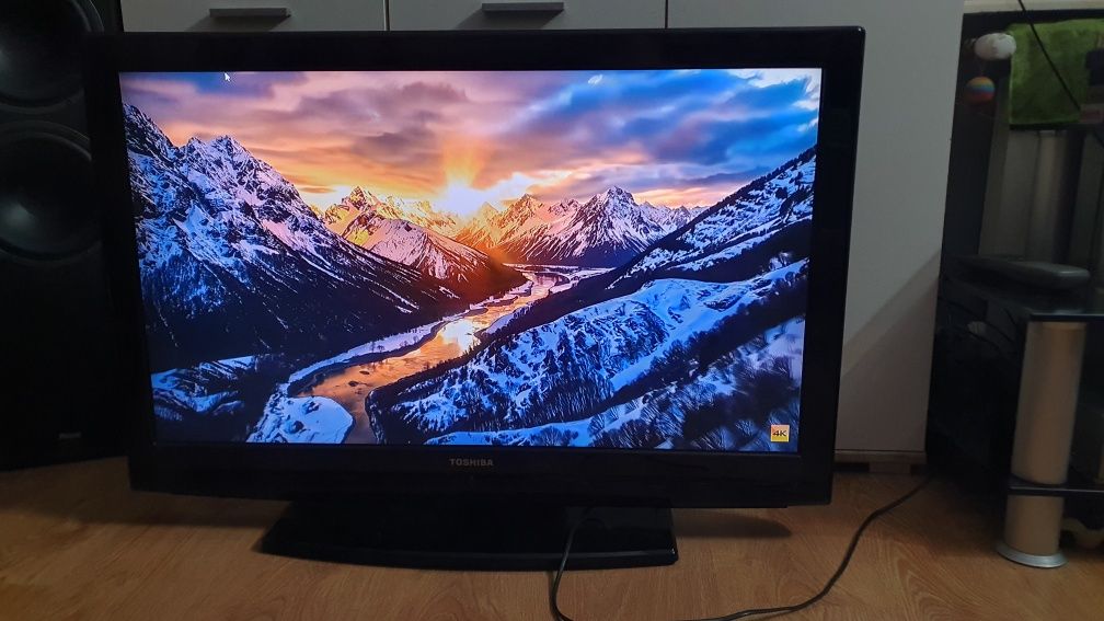 Telewizor toshiba 37 cali z pilotem