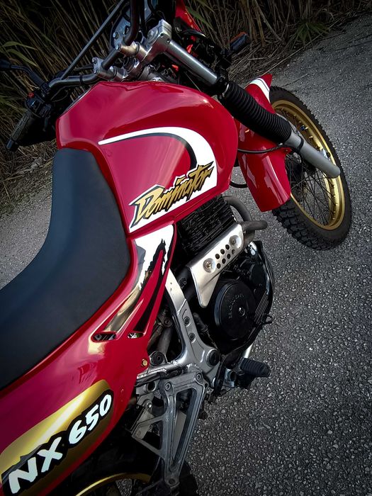 Honda NX650 Dominator 1999 - Versão Off-Road