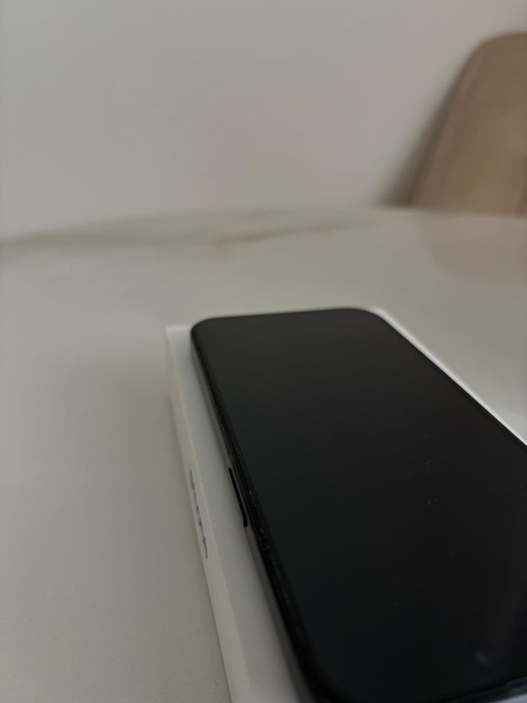 Iphone 15 pro 128 GB stan idealny czarny