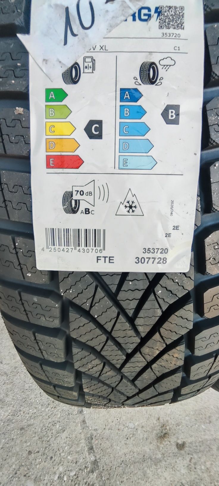 205/55r17 Falken Eurowinter HS02