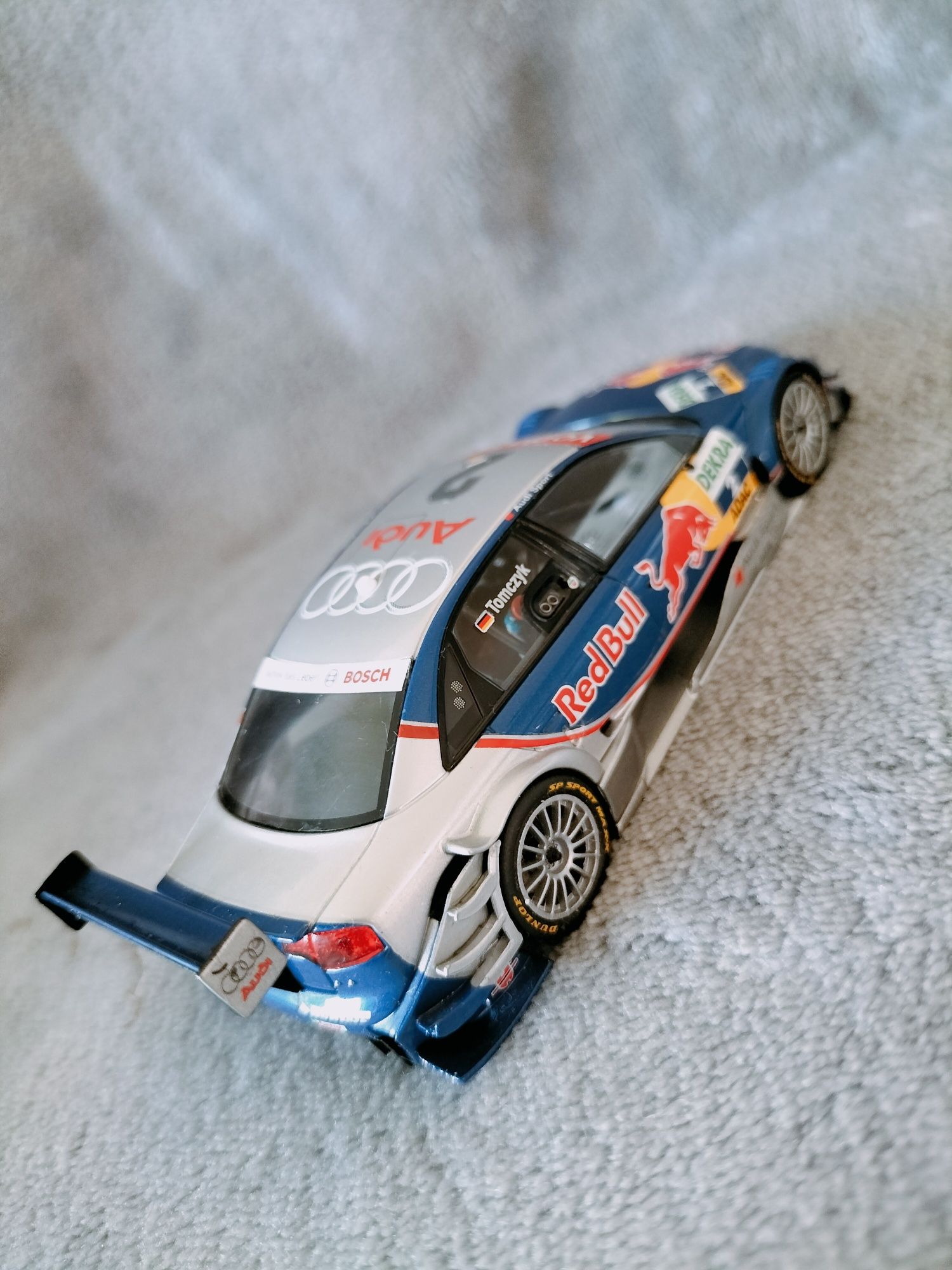 Limitowana edycja Audi A4 DTM nr 2 1:43 Minichamps