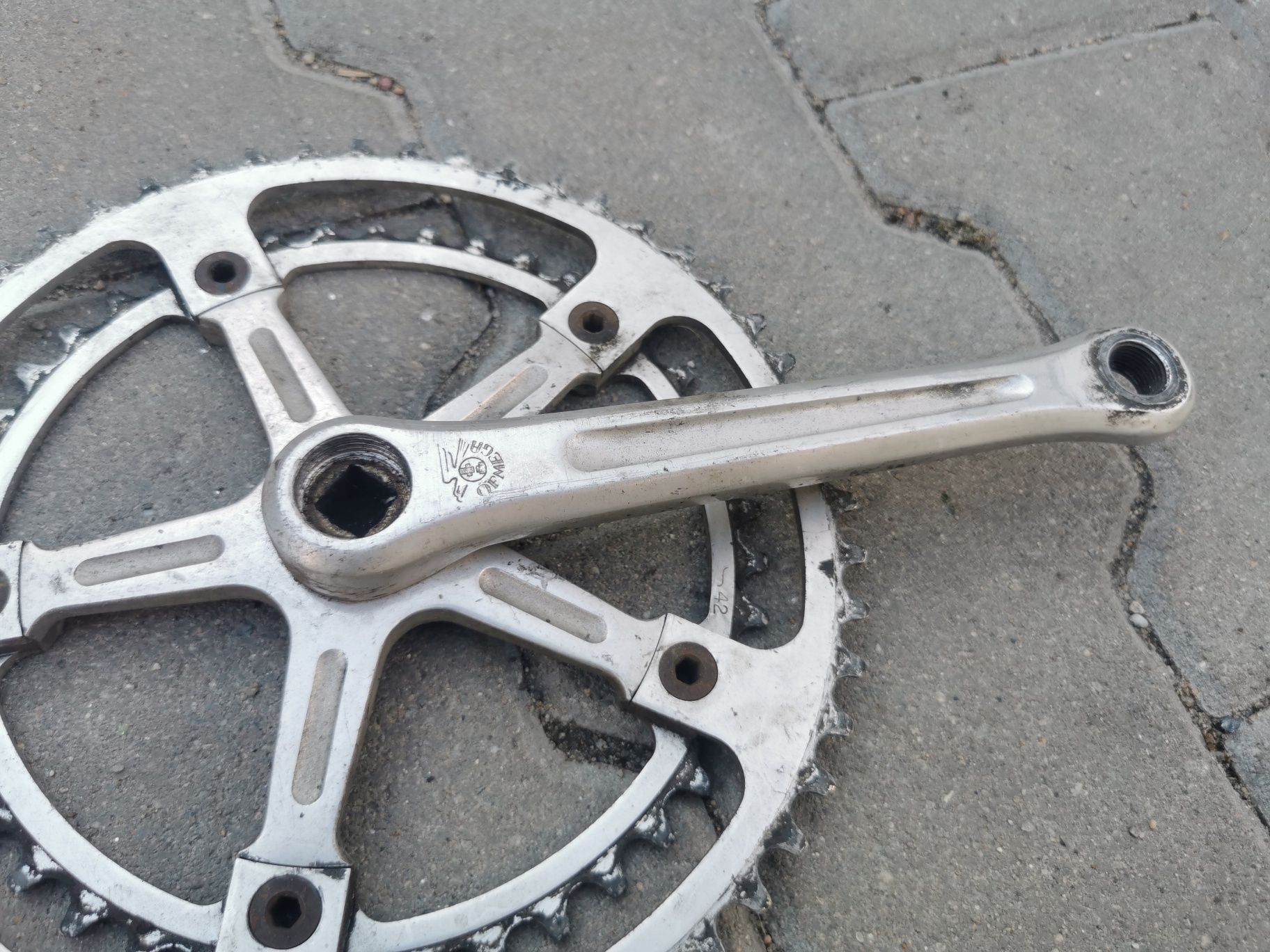 Korba szosowa Ofmega ( campagnolo shimano)