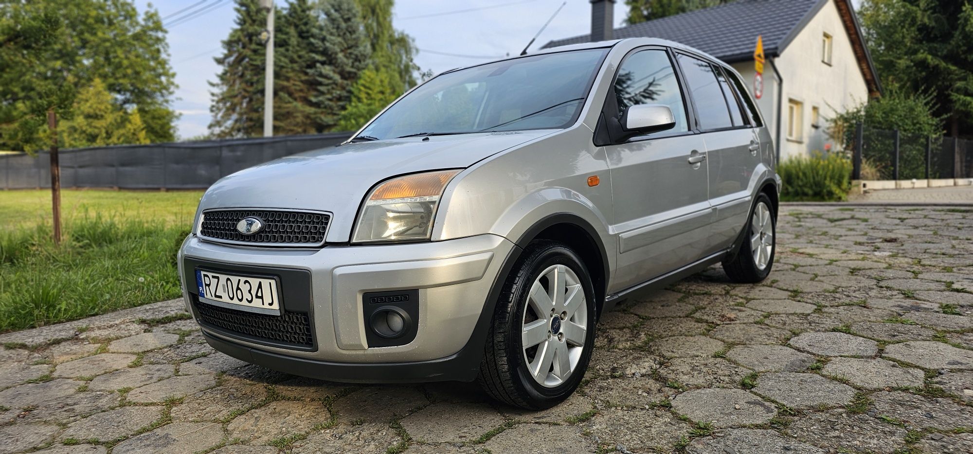 Mega oszczędny ford fusion 1.4hdi tylko 3.8l na 100km do jazdy!