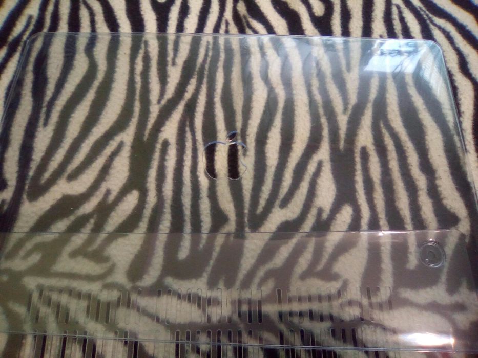 Продам чехол на МакБук