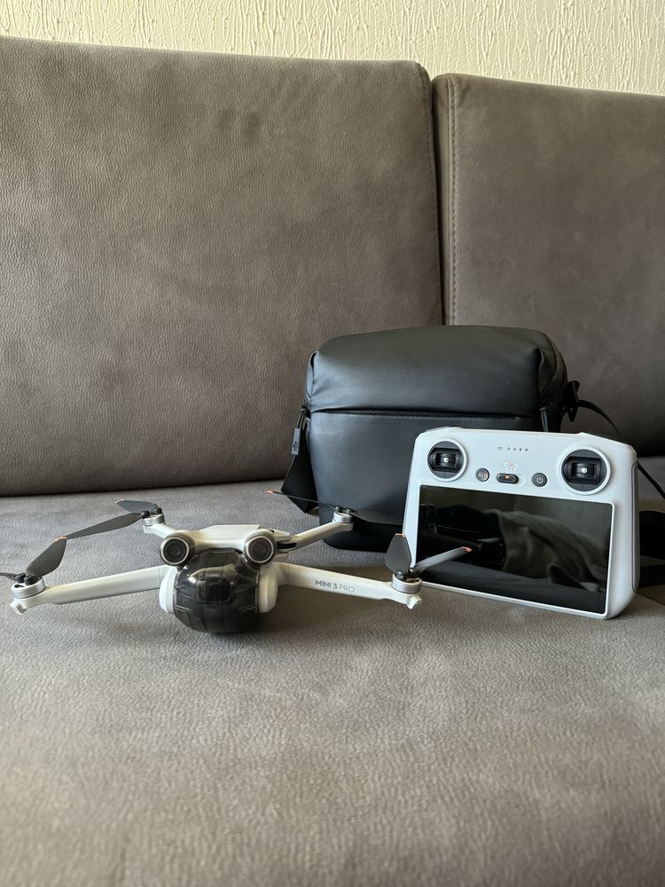 DJI Mini 3 Pro com RC + Mala e extras