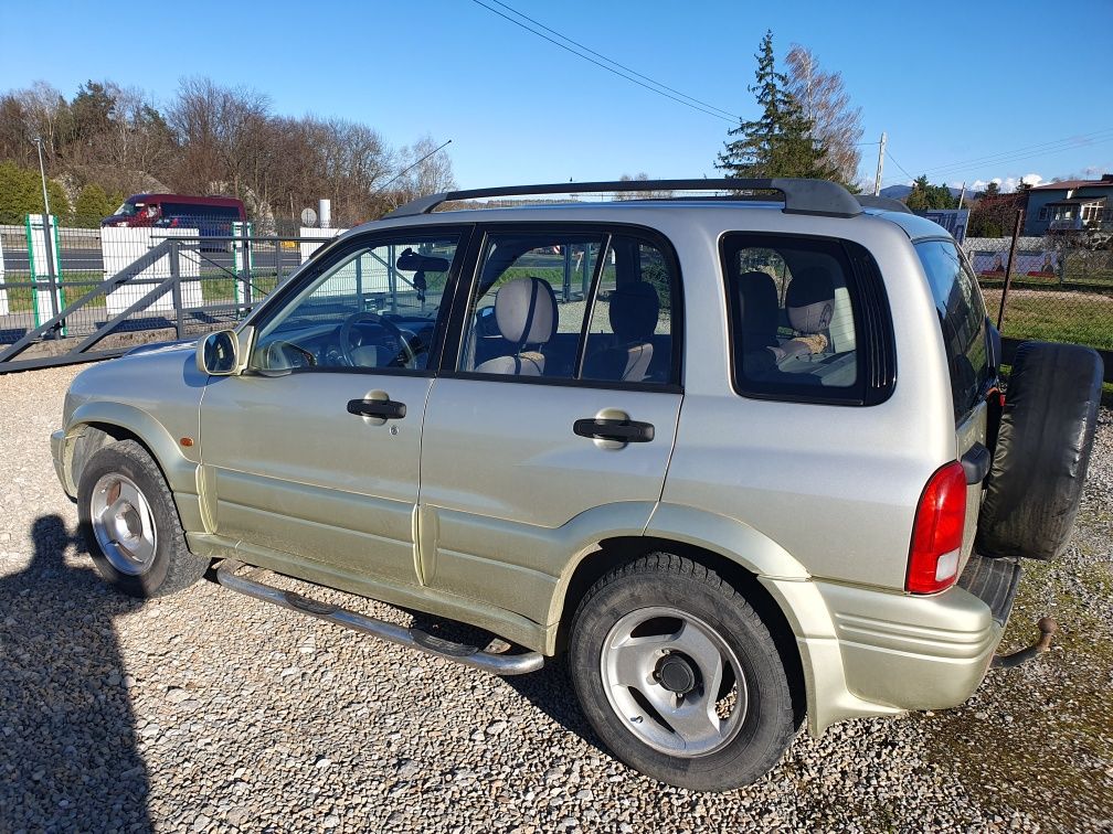 Suzuki Grand Vitara 2.0