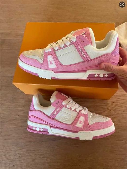 Buty‍ Obuwie sportowe Louis Vuitton Trainer Pink Rose r.38