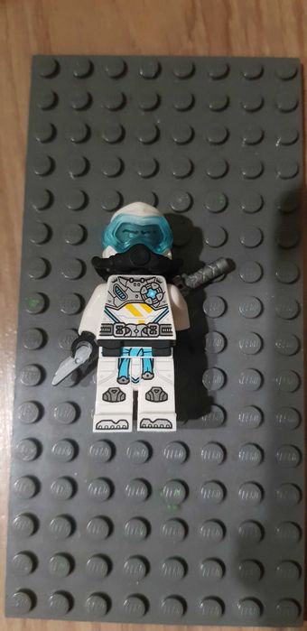 Figurka lego ninjago Zane