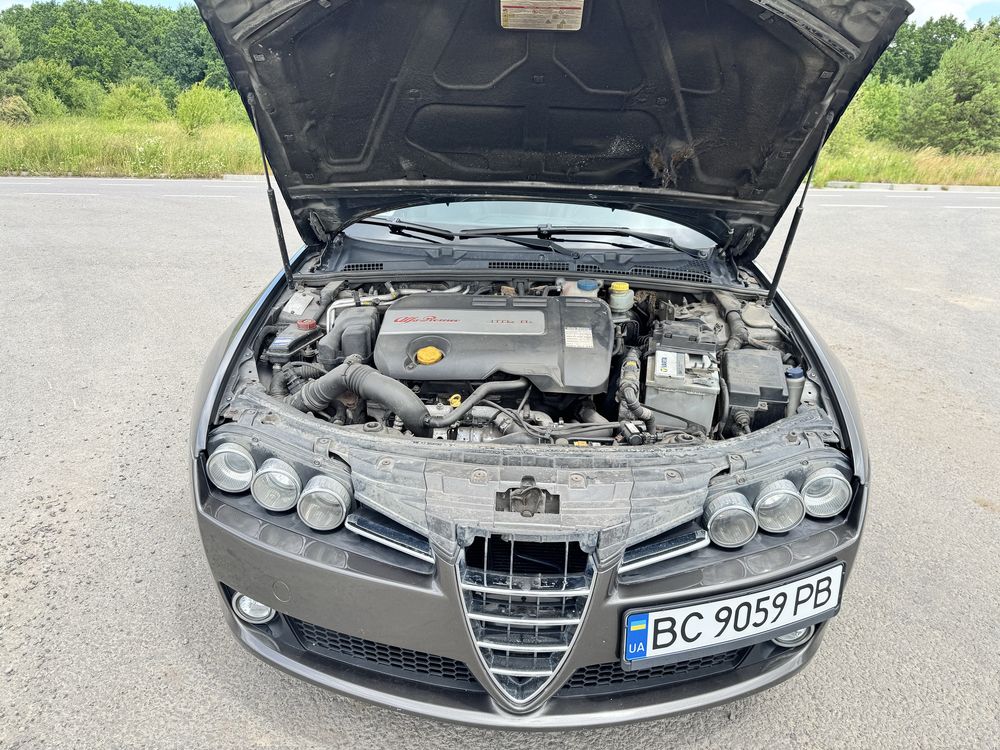 Продаж Alfa Romeo 159