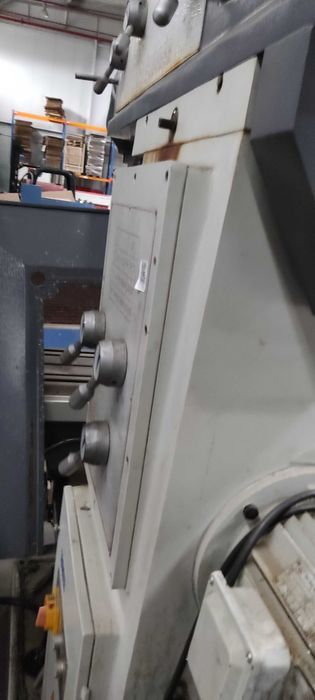 Frezarka uniwersalna do metalu Cormak
