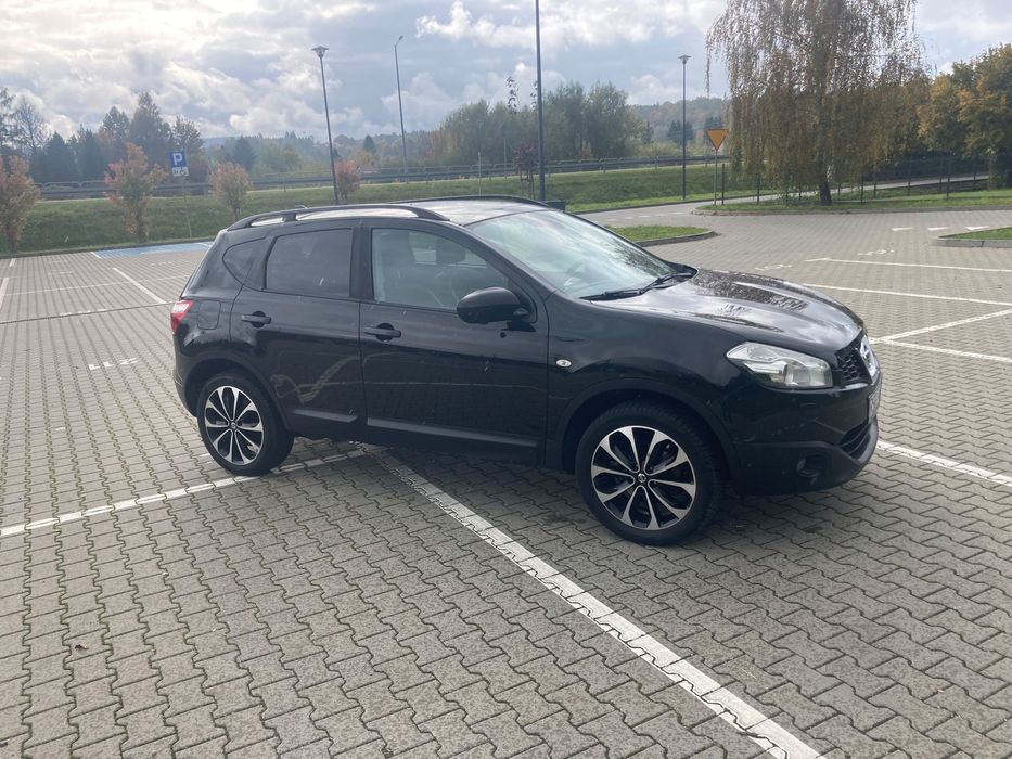 Nissan Qashqai **2013** 1.6 Benzyna ** Panorama ** 360 ** Niski Przebieg