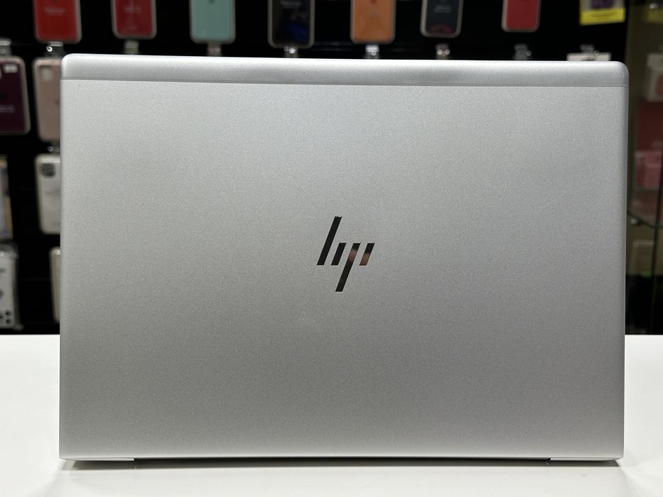 Hp Elitebook 745 G6 14” Full hd ips Ryzen 3 Vega 6 16 256