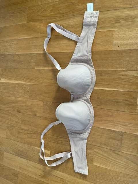 Stanik, biustonosz typu bardotka Triumph roz. 70 D