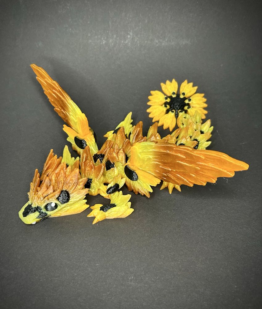 Przegubowy skrzydlaty smok słonecznik 29cm figurka