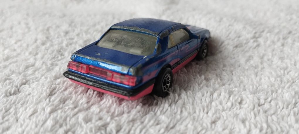 Matchbox t-bird turbo cupe z 1987 r