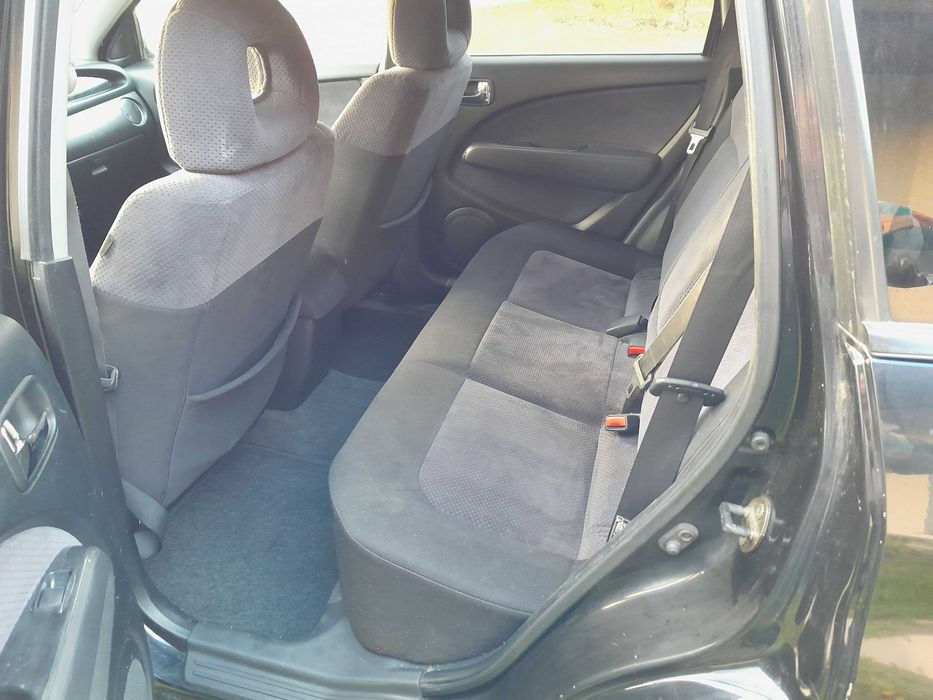 Mitsubishi Outlander I