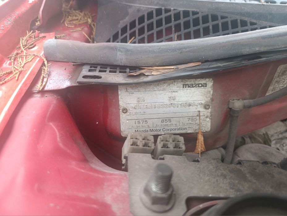 Mazda 323 coupe 1995