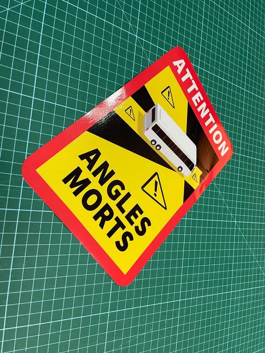 Naklejki odblaskowe Angles Morts - Martwe Pole na samochody ciężarowe