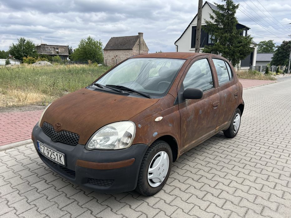 Toyota Yaris 1.0 65KM 2003r. "Rusty look"