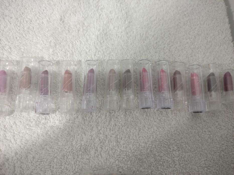 Vende-se conjunto de maquilhagem