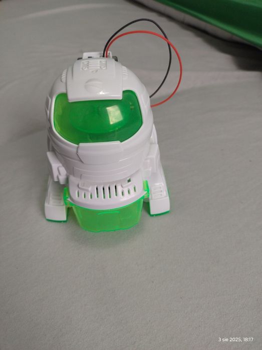 EcoBot, zabawka odkurzacz, Clementoni