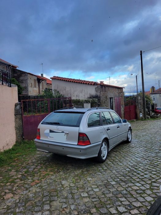 Mercedes Benz classe C200cdi um proprietário