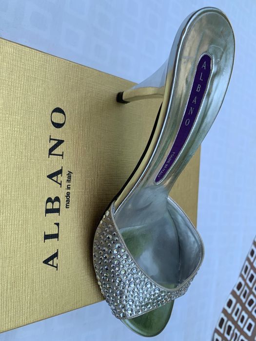 Продам босоножки Albano Италия , 36 р. , одевались пару раз, набойки +