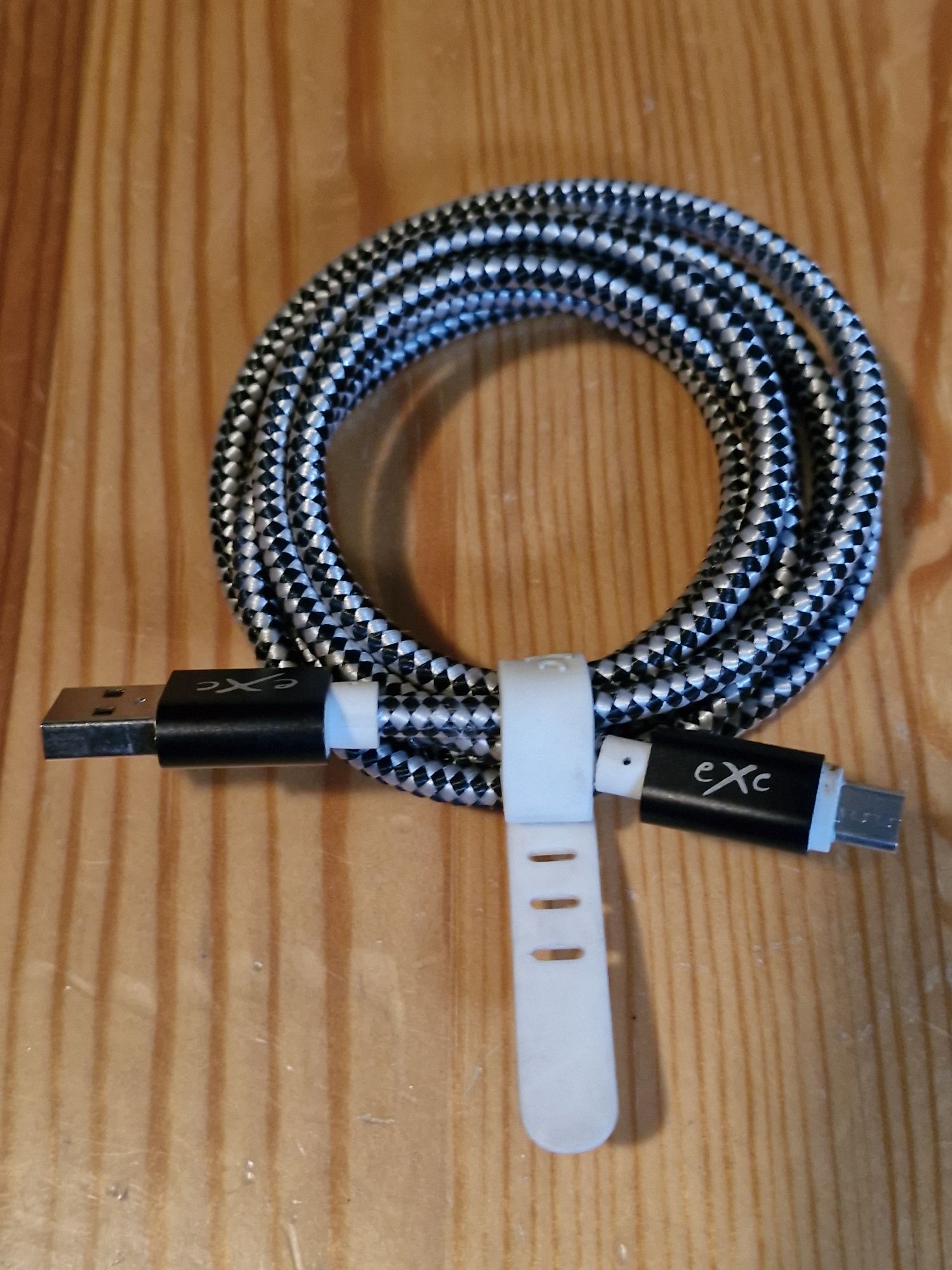 Kabelki USB - Mikro USB B