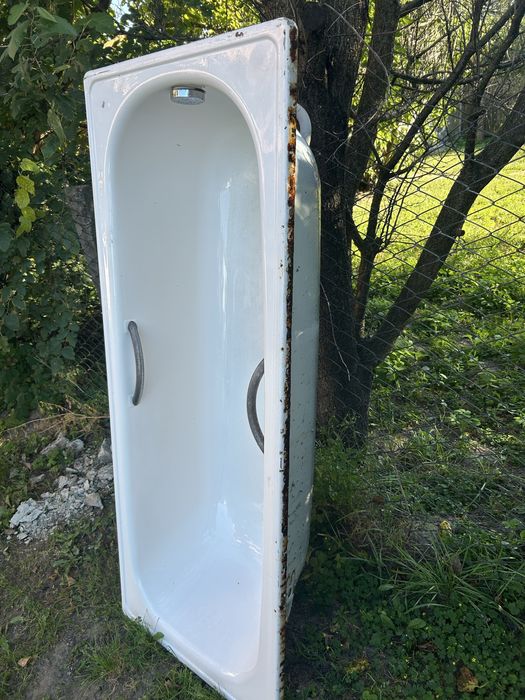 Продам ванну желізну