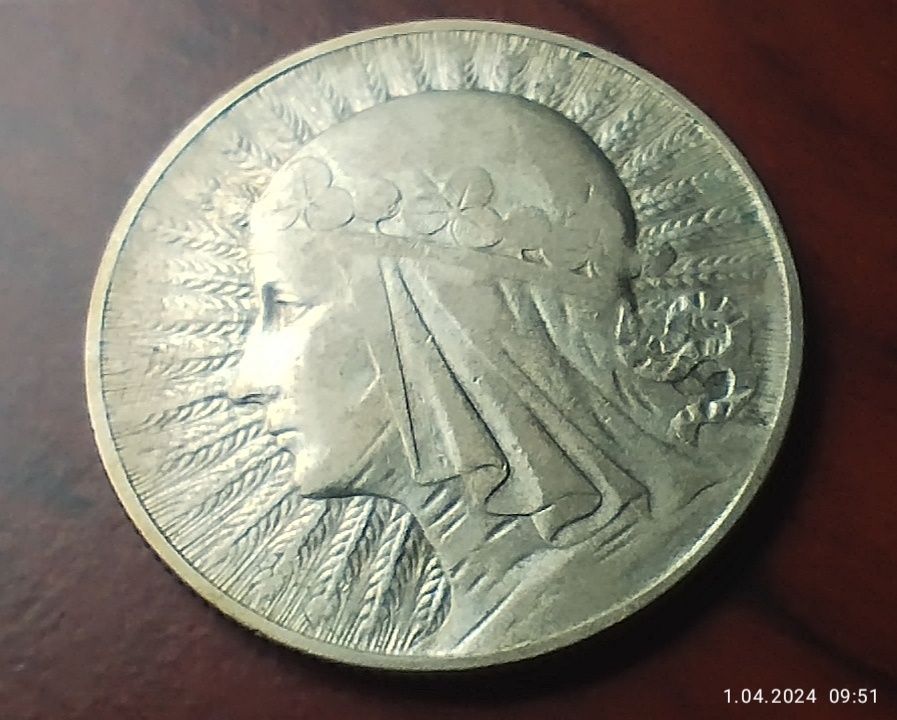 5 złoty głowa kobiety