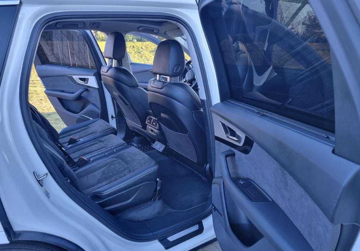 Audi Q7 2019 3.0 літра