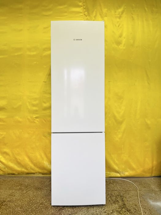 Двухкамерный холодильник BOSCH KGW39VW31S, Class A++