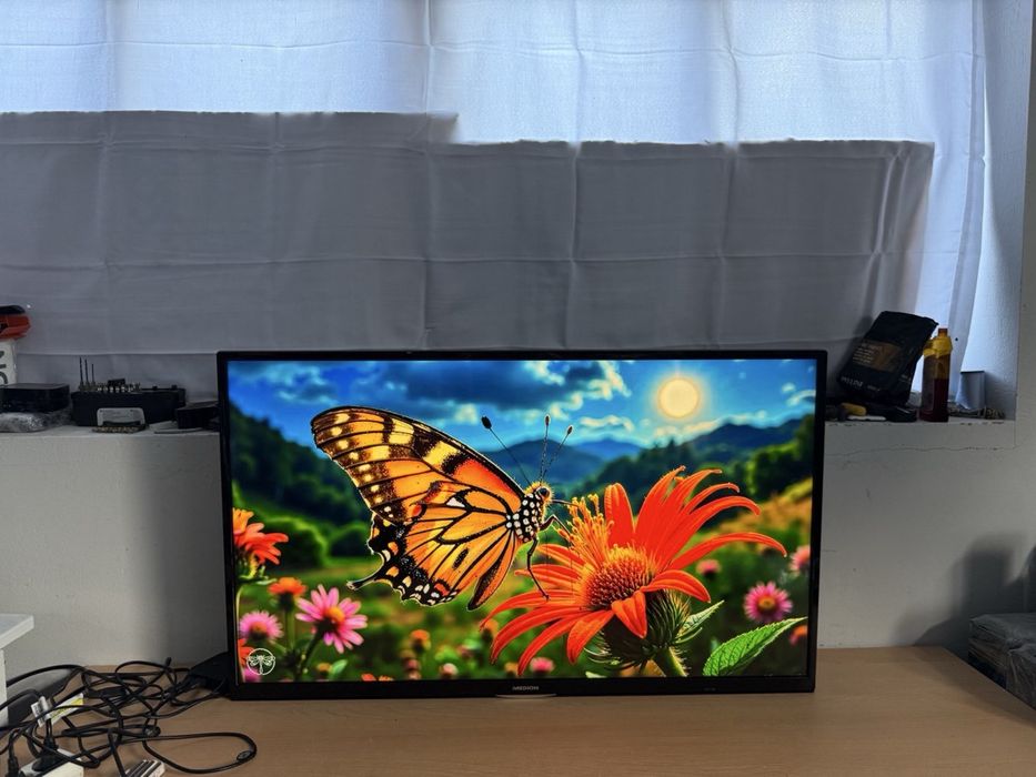 Телевізор Medion / 43” / 4K UHD / Smart TV / DVB-T2