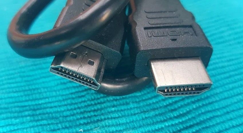 kabel HDMI                 .